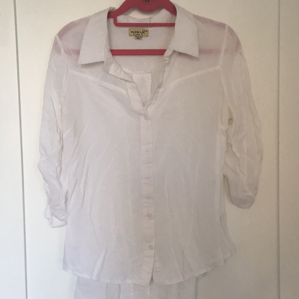 White flowy blouse button up